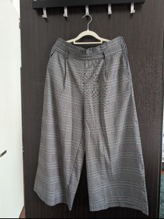(Category: ) located in . Submitted by jaspreet.18 (Listing ID 1448527859, Image 1). Description: .