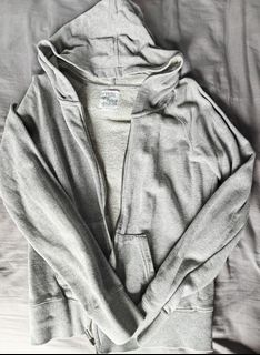 (Category: ) located in . Submitted by simplythriftfinds (Listing ID 1448573104, Image 1). Description: .