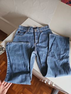 (Category: ) located in . Submitted by lilliesbythebay (Listing ID 1448597353, Image 1). Description: .