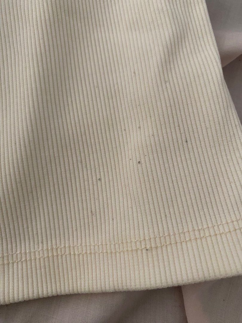 HALTER & WIDELEG TERNO/COORDS (Category: Babies & Kids Fashion) located in Bacolor. Submitted by xiaolongbye (Listing ID 1448556548, Image 3). Description: • ribbed tank top and wide leg “pants”. • elastic waistband for easy wear. • cotton knitted fabric fits 6-12m up to 18m if petite baby (check size chart) *last photo baby blue, denim blue, & black - 150 each 400 take all (super like new condi) beige & white - SOLD .