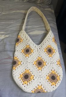 (Category: ) located in . Submitted by pavithra (Listing ID 1448599903, Image 1). Description: .