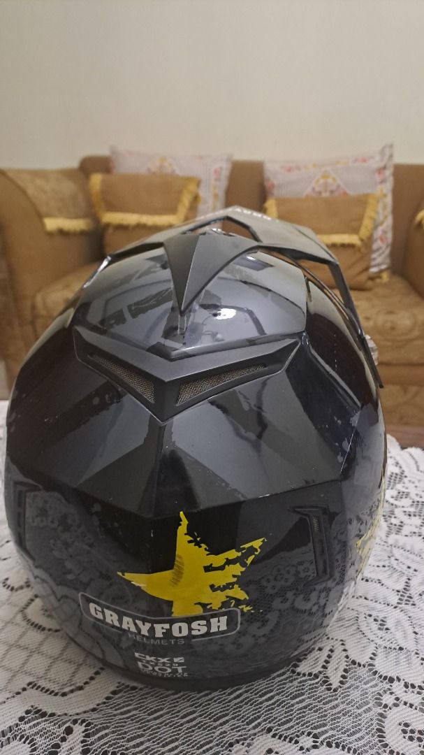 Helm Trail (Kategori: Aksesoris Mobil) berada di Jakarta Barat. Dikirim oleh sripurna08 (ID iklan 1448527908, Gambar 3). Deskripsi: Merk grayfosh, warnahitam, kondisi 95%.
