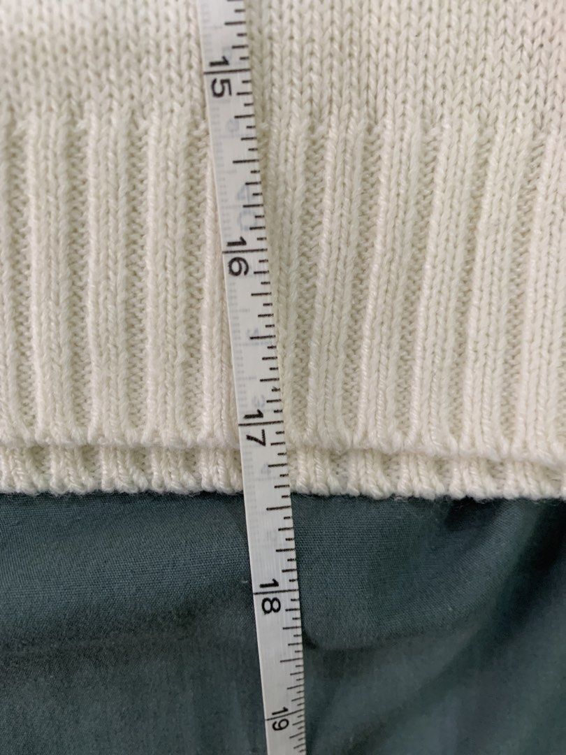 H&M Divided Cream Cable Knit Sweater Vest (Category: Sleeveless) located in Binan City. Submitted by bentenison (Listing ID 1448564528, Image 3). Description: - Cream cable knit sweater vest - Brand: H&M Divided - Size: L - Approx. Length: 18 inches - Approx. Width: 19 inches - Cozy knit material - Versatile for layering over shirts or wearing solo.