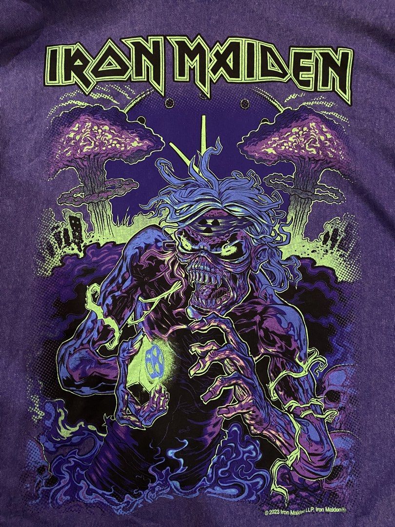 Iron Maiden Oversized Graphic T-Shirt (Category: Tshirts & Polo Shirts ) located in Manila. Submitted by j.ramone (Listing ID 1448581602, Image 2). Description: - Iron Maiden graphic tee featuring Eddie - Vibrant and cool design - Oversized fit, Size L - Made from comfortable fabric - Ideal for any Iron Maiden fan.