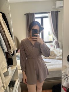 (Kategori: ) berada di . Dikirim oleh dear_closet (ID iklan 1448518597, Gambar 1). Deskripsi: .