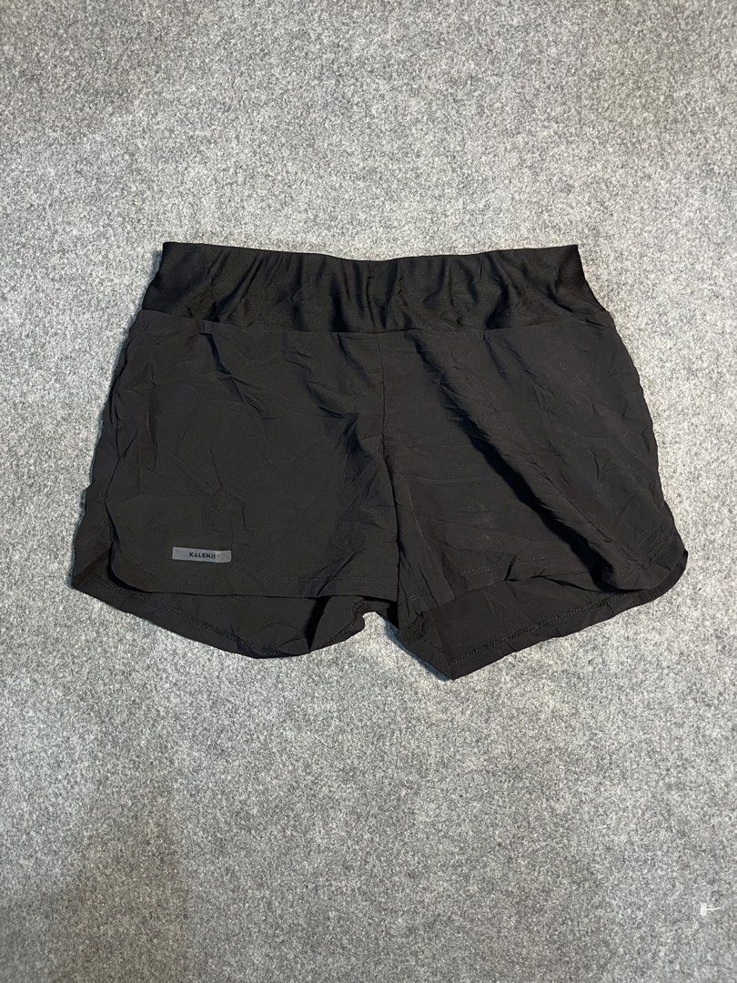 Kalenji Black Running Shorts (Category: Shorts) located in Sultan Kudarat. Submitted by c_jay28 (Listing ID 1448650577, Image 1). Description: - Brand: Kalenji - Color: Black - Type: Running Shorts - Material: Lightweight and breathable - Features: Elastic waistband for a comfortable fit - Best for: Workouts, running, casual wear - Size: Medium (M).