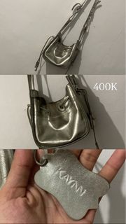(Kategori: ) berada di . Dikirim oleh bongkaran.lemari. (ID iklan 1448615815, Gambar 1). Deskripsi: .