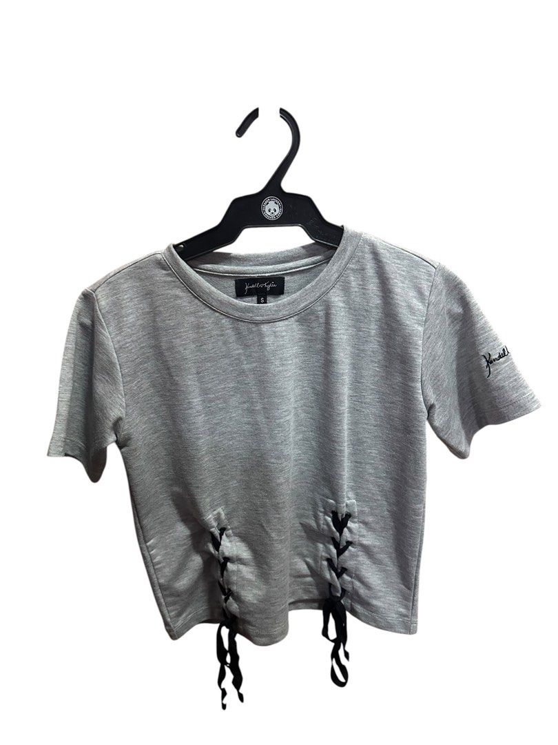 K&K Merch Drawstring Top (Category: Blouses) located in Cabanatuan. Submitted by sabbbiee (Listing ID 1448645284, Image 2). Description: 🌷 Decluttering my closet! Selling my pre-loved clothes that are still in great condition. Affordable prices, well-loved, and located in Cabanatuan City. Shipping fee is shouldered by the buyer. Feel free to message me for more details! 💕.