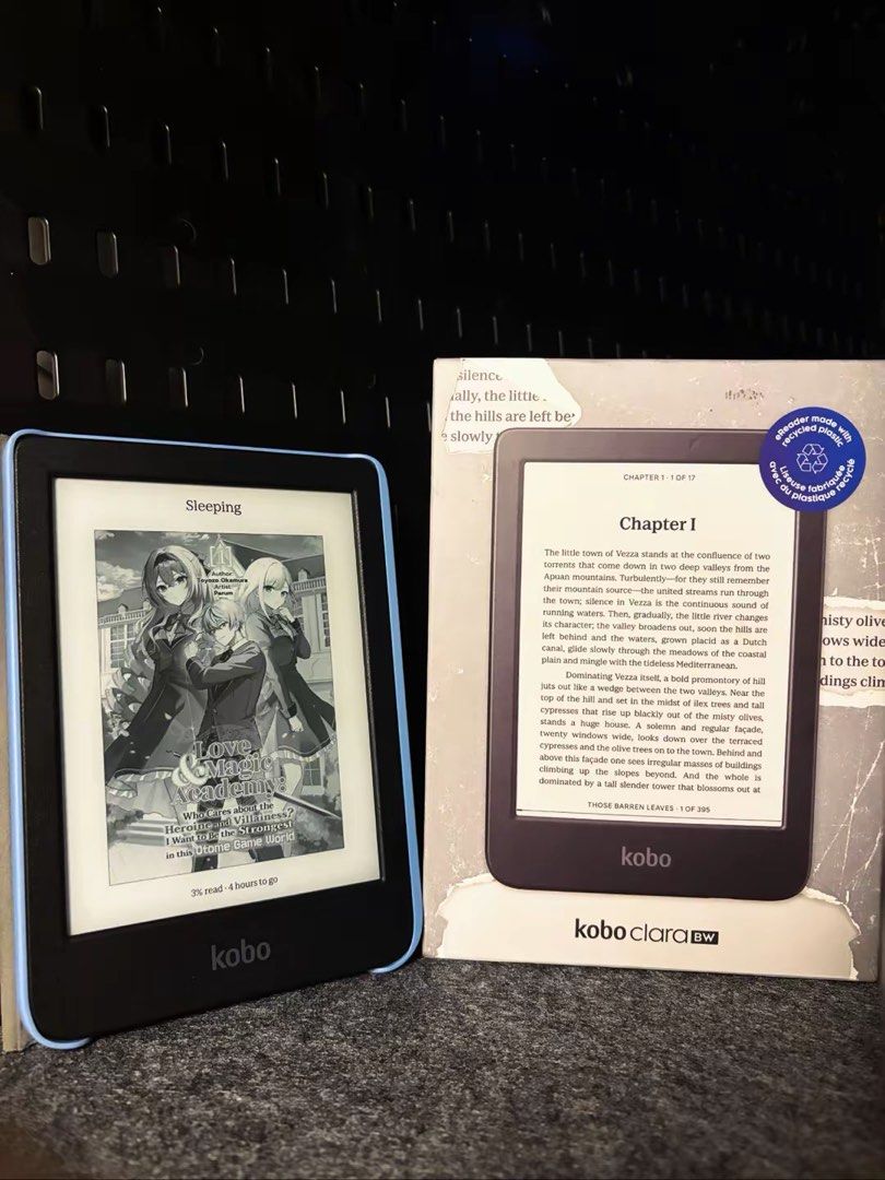 Kobo Clara BW Black (Category: E-Readers) located in Tarlac. Submitted by zenwater.a733cf (Listing ID 1448682659, Image 1). Description: - Kobo Clara BW e-reader - 6-inch screen - wOriginal box included - Excellent battery life - Ideal for reading on the go .