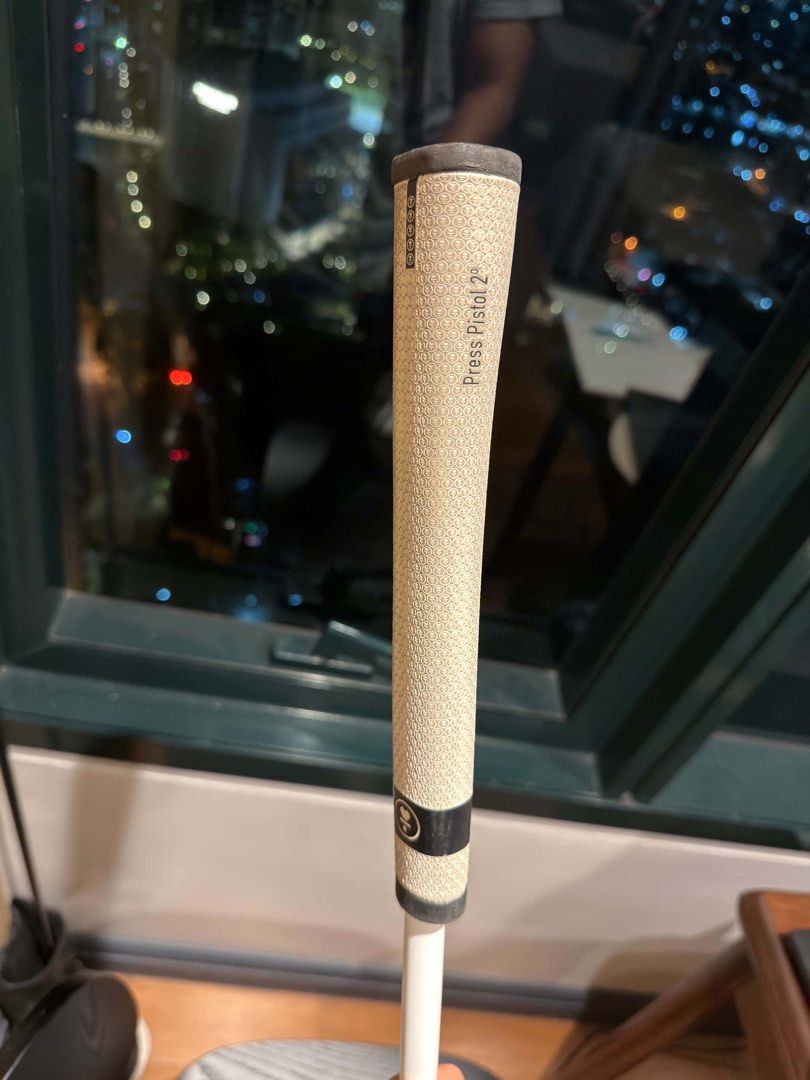 Lab Golf DF3 with Accra Shaft (Category: Golf) located in Manila. Submitted by el_decluttering (Listing ID 1448583869, Image 1). Description: L.A.B. Golf DF3 Putter Used but in good condition Visible paint chips from fairway use Grip - 8/10.