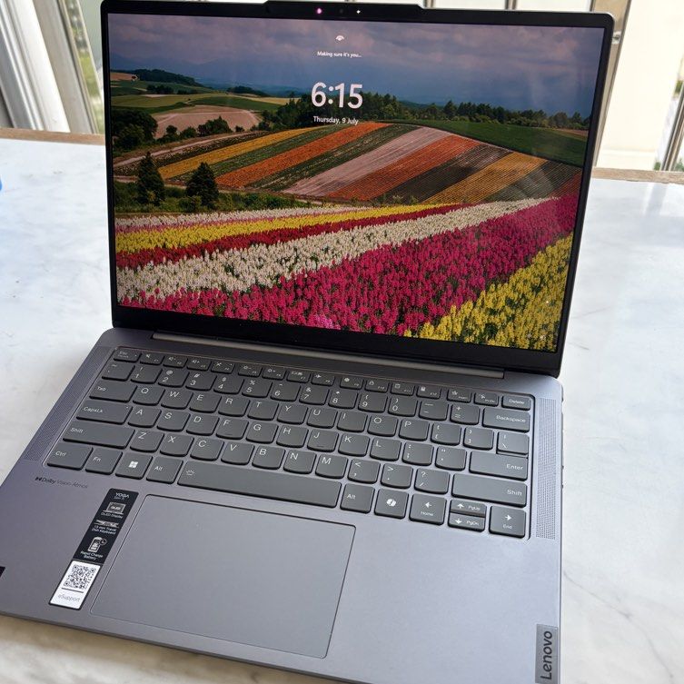 Lenovo Yoga Laptop504865980395694082
