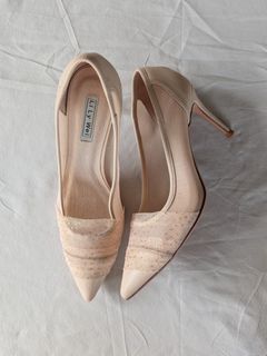 (Category: ) located in . Submitted by vintagegirlph (Listing ID 1448546679, Image 1). Description: .