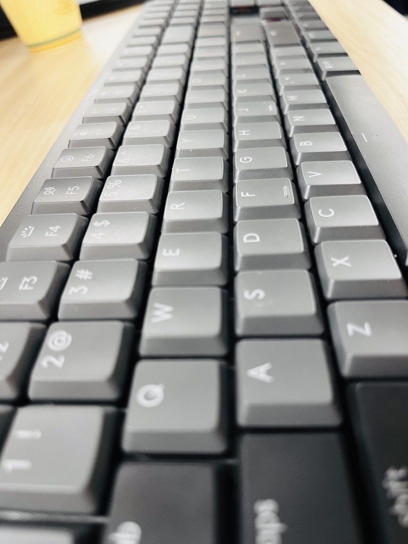 Logitech MX Mechanical Wireless Keyboard504439259896883201