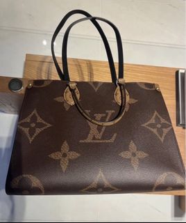 (Category: ) located in . Submitted by shopxtine (Listing ID 1448525599, Image 1). Description: .