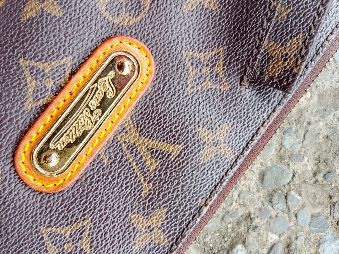 Louis Vuitton Monogram Pochette Bag (Category: Luxury Bags & Wallets) located in Iloilo. Submitted by janillthrifted (Listing ID 1448512593, Image 2). Description: - Authentic Louis Vuitton Pochette Bag - Classic Monogram Canvas - Gold Hardware Details - Zipper Closure - Interior 'Louis Vuitton Paris made in France' Stamp - Adjustable Strap - Ideal for Everyday Use.