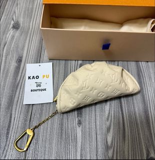 由 kaopuboutiquetw (刊登 ID 1448615277，圖片 1) 提交，位於 的 (類別：)，說明：。