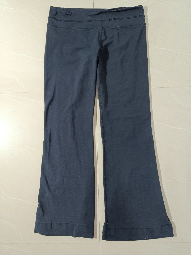 Lululemon Flared Leggings Women (Category: Other Bottoms) located in Manila. Submitted by goodsrags (Listing ID 1448681544, Image 1). Description: 16W/37L What you see is what you get.