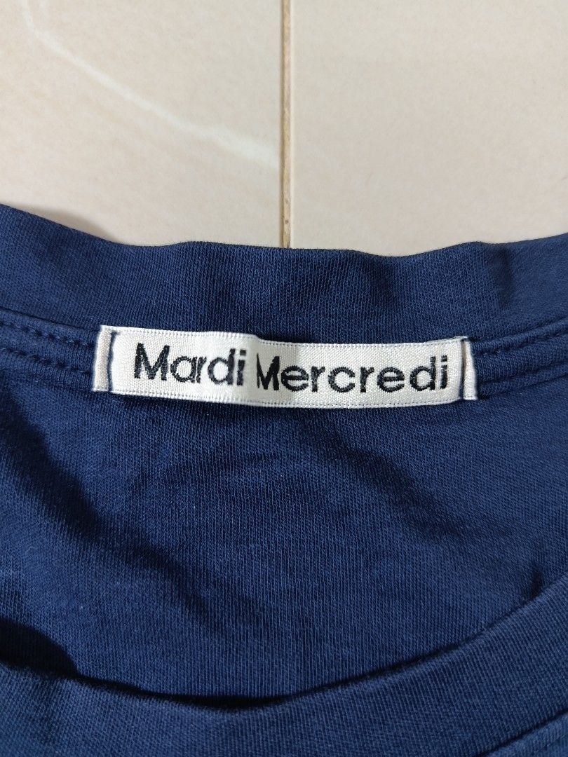 Mardi Mercedi Womens shirt (Category: Activewear) located in Manila. Submitted by goodsrags (Listing ID 1448677058, Image 3). Description: 24L/21W What you see is what you get.