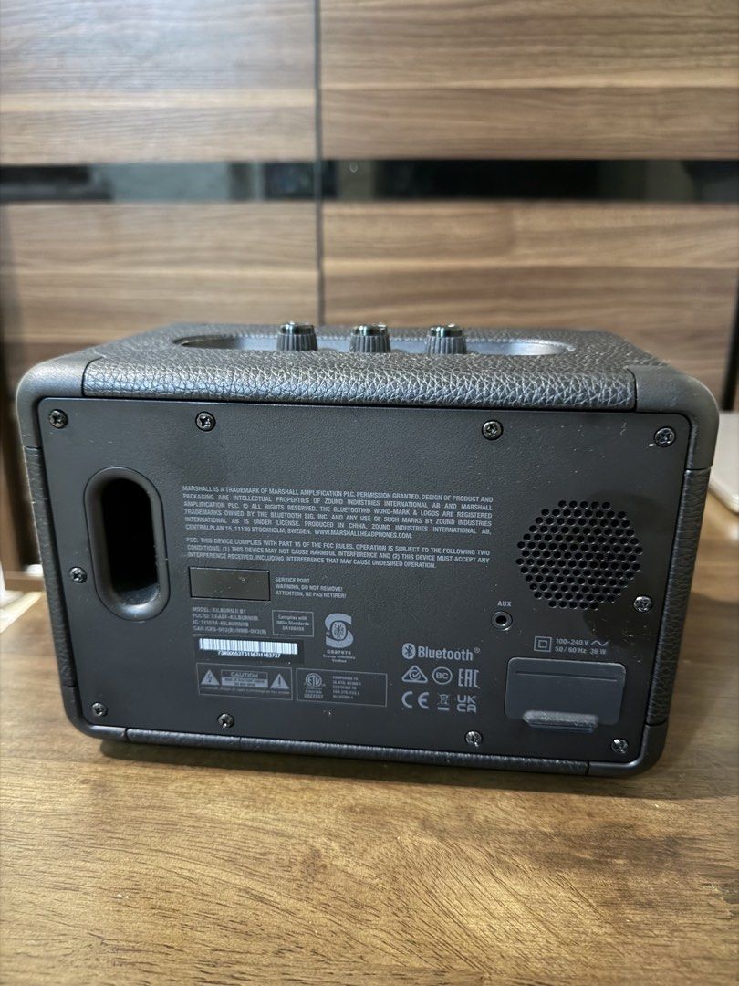 Marshall Kilburn II (Category: Soundbars, Speakers & Amplifiers) located in Las Pinas. Submitted by klaurajela (Listing ID 1448614350, Image 2). Description: Good as new! No box though. Condition is 10/10 Only used 3-4 times Slightly negotiable Includes the cable for charging RFS: will be moving abroad & no longer need this Location: BF Homes Parañaque.