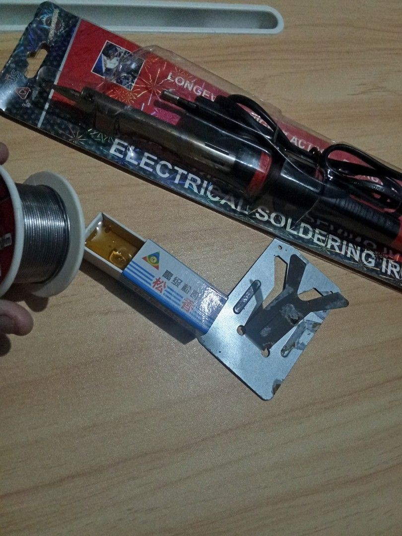 Mitsubishi Soldering Iron (Category: Looking For) located in Manila. Submitted by riju_collection (Listing ID 1448520741, Image 2). Description: Mitsubishi Soldering Iron Complete Set Gagamitin nalang. Isang beses lang nagamit then natambay na sa bahay. •Soldering Iron •Soldering Wire •Soldering Stand •Solder Flux Rosin Paste Location: Las Pinas City.