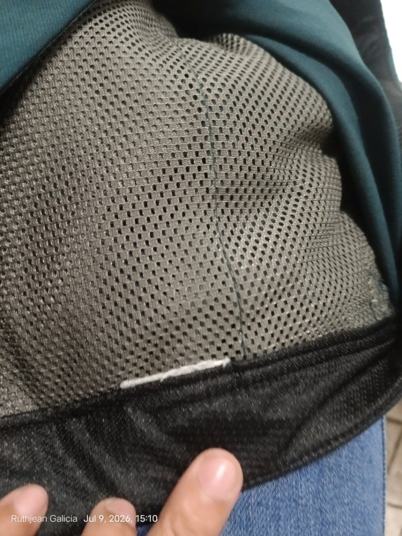 Montbell Outdoor Pants Size M Teal (Category: Other Bottoms) located in Valenzuela. Submitted by relchris22 (Listing ID 1448556306, Image 1). Description: - Montbell outdoor pants - Color: Teal - Size: Medium (M) - Adjustable buckle at the waist for a custom fit - Inner mesh lining for breathability - Ideal for hiking and outdoor activities - Please check photos for detailed condition.