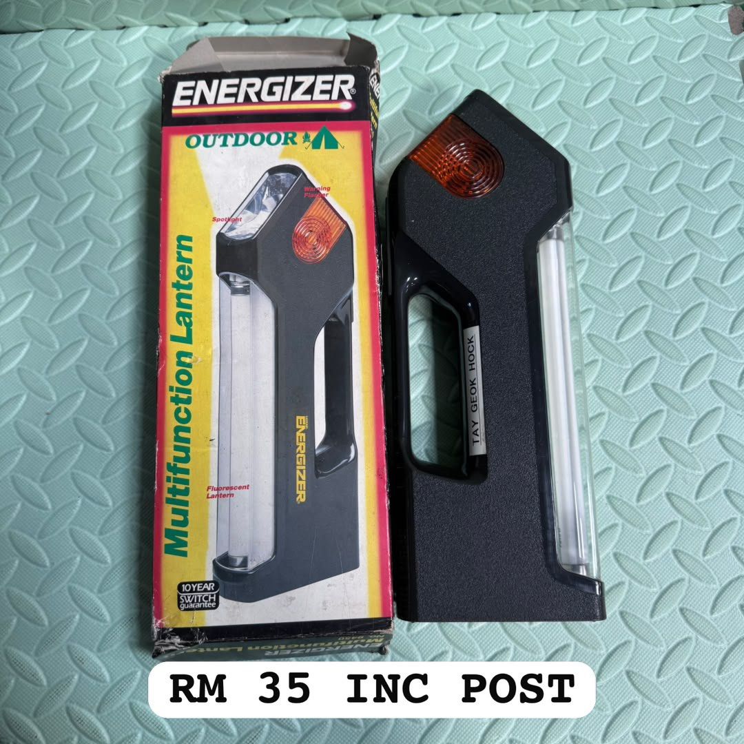 Multifunction Lantern (Category: Hiking & Camping) located in Ayer Lanas. Submitted by emaroseee (Listing ID 1448595469, Image 1). Description: •Rm35 termasuk pos BARANG SECONDHAND DARI SINGAPORE CONDITION BRG SEPERTI DALAM GAMBAR BRG ELEKTRIK ADA WARANTI WS DETAIL : 013 305 6370 P/S : ( SEBELUM TEKAN BUTANG BUY, SILA CHAT SAYA DAHULU UNTUK PASTIKAN BRG TERSEBUT MASIH ADA LAGI TQ 😊🫰🏻) LOCATION : FF BUNDLE KADOK ( KG KADOK KOTA BHARU KELANTAN )