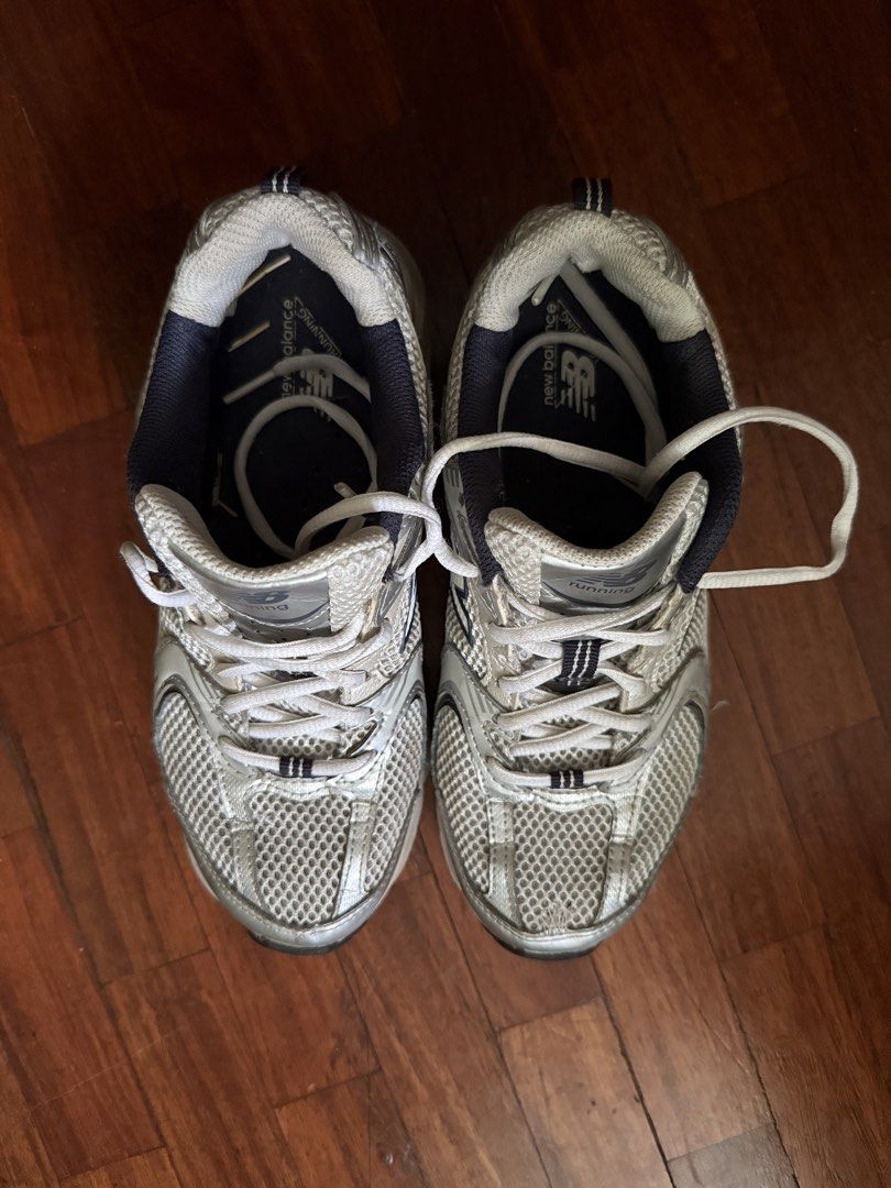 New Balance 530 (Category: Sneakers) located in Paranaque City. Submitted by stphraynes (Listing ID 1448564191, Image 2). Description: New Balance 530 - Pre-loved - US 6 (23cm) - Good Condition - Normal sign of usage - needs cleaning only :).