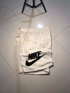 (Category: ) located in . Submitted by olthrift (Listing ID 1448646413, Image 1). Description: .