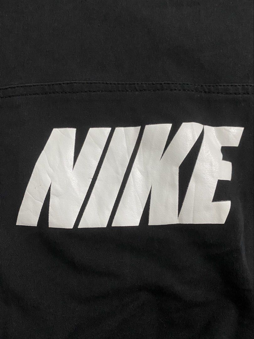 Nike Running Hoodie (Category: Hoodies) located in Rosales. Submitted by 2goodforsecond (Listing ID 1448571071, Image 2). Description: Nike Running hoodie Dimensions: 23 Width 27 Length Issue: 1 scratch and 1 loose stitch in the hood. Color rate: 9/10 Condition: 8/10 if fixed issues 9/10 Payment First via G cash Only Pangasinan Location.