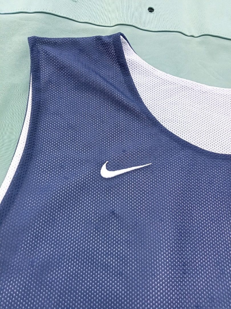 NIKE SANDO (Category: Activewear) located in Manila. Submitted by thriftzonee (Listing ID 1448484857, Image 3). Description: VTG NIKE 2XL ISSUE:RANS.