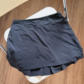 (Category: ) located in . Submitted by closetmaxxing (Listing ID 1448547545, Image 1). Description: .