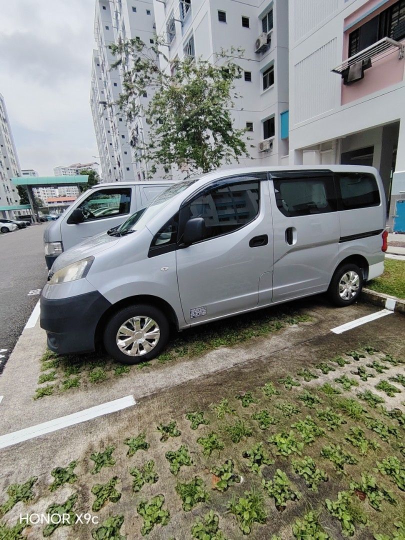 Nissan NV200 1.5 Professional Series (M) (Category: Used Commercial Vehicles for Sale) located in Singapore. Submitted by sgcoolguy192439 (Listing ID 1448559960, Image 2). Description: Best van with low maintenance. Ideal for small businesses and logistics works. Manual gear box and engine has no issue at all..