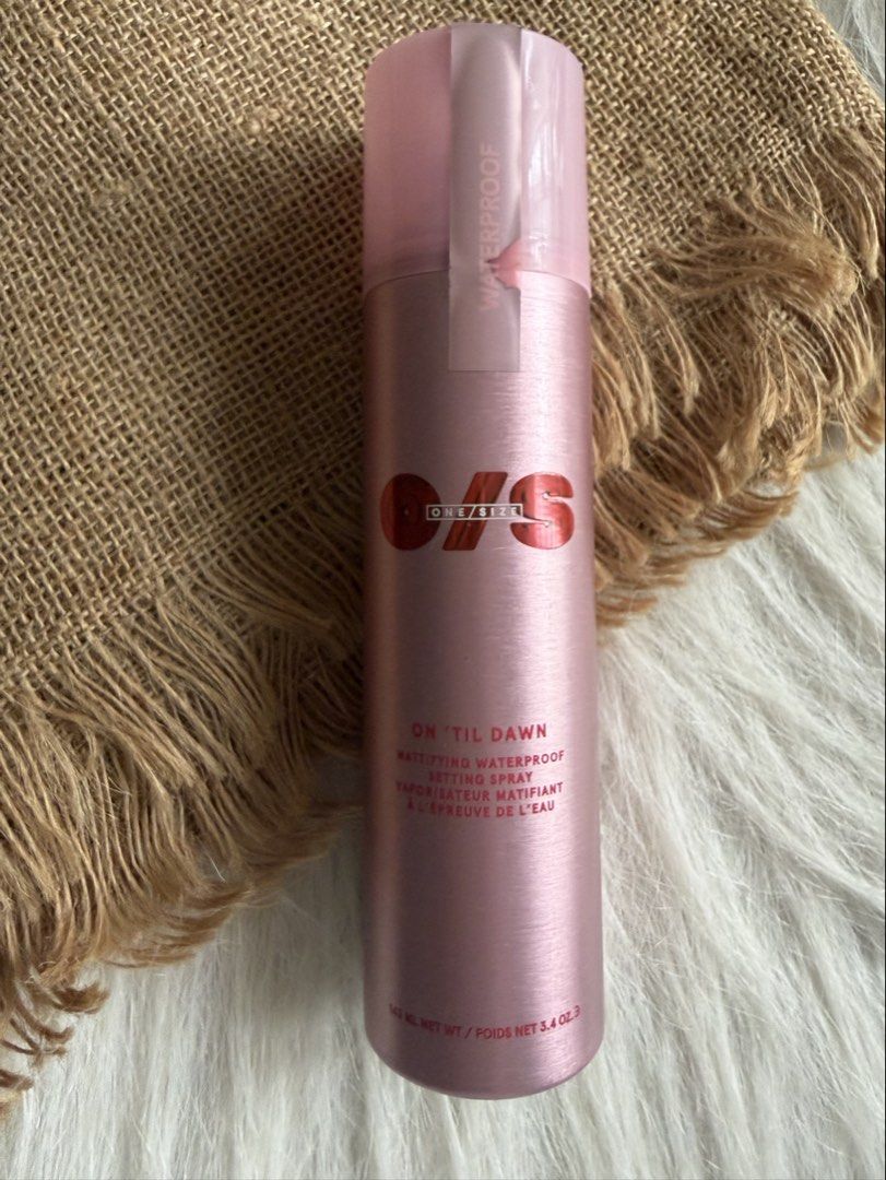 ONE/SIZE SETTING SPRAY FULL SIZE (Category: Makeup) located in Quezon City. Submitted by girlboss_mnl (Listing ID 1448659292, Image 1). Description: BRANDNEW | ONHAND Item bought from US SEPHORA.