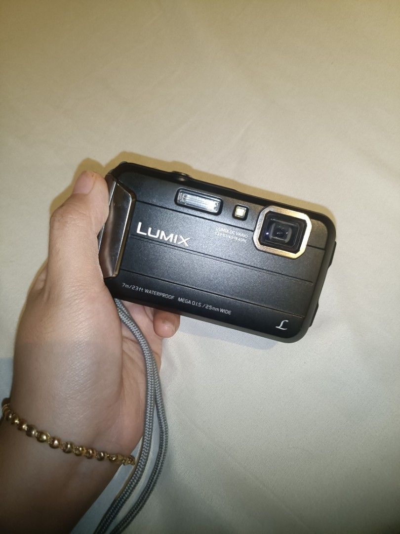 Panasonic Lumix DMC-FT25 Waterproof Digital Camera (Category: Cameras) located in Bacoor. Submitted by Miss_Chuch0521 (Listing ID 1448641273, Image 1). Description: 📸 Panasonic Lumix DMC-FT25 Please read the condition carefully before purchasing. Personal preloved. Rfs: Decluttering ‼️Minor Issues: Needs to be cleaned may moisture sa lens that can cause fog sa pictures ⚙️ Important Specifications Sensor: 16.1 Megapixel CCD Sensor Lens: 4x Optica