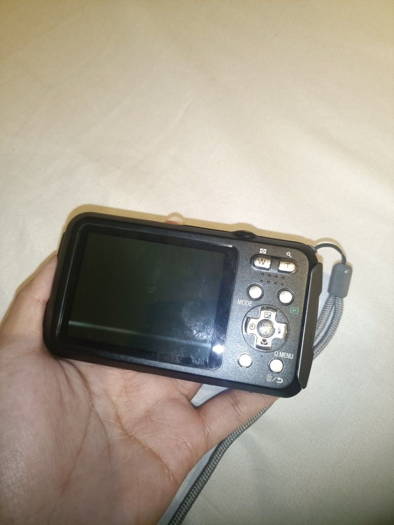 Panasonic Lumix DMC-FT25 Waterproof Digital Camera (Category: Cameras) located in Bacoor. Submitted by Miss_Chuch0521 (Listing ID 1448641273, Image 2). Description: 📸 Panasonic Lumix DMC-FT25 Please read the condition carefully before purchasing. Personal preloved. Rfs: Decluttering ‼️Minor Issues: Needs to be cleaned may moisture sa lens that can cause fog sa pictures ⚙️ Important Specifications Sensor: 16.1 Megapixel CCD Sensor Lens: 4x Optica