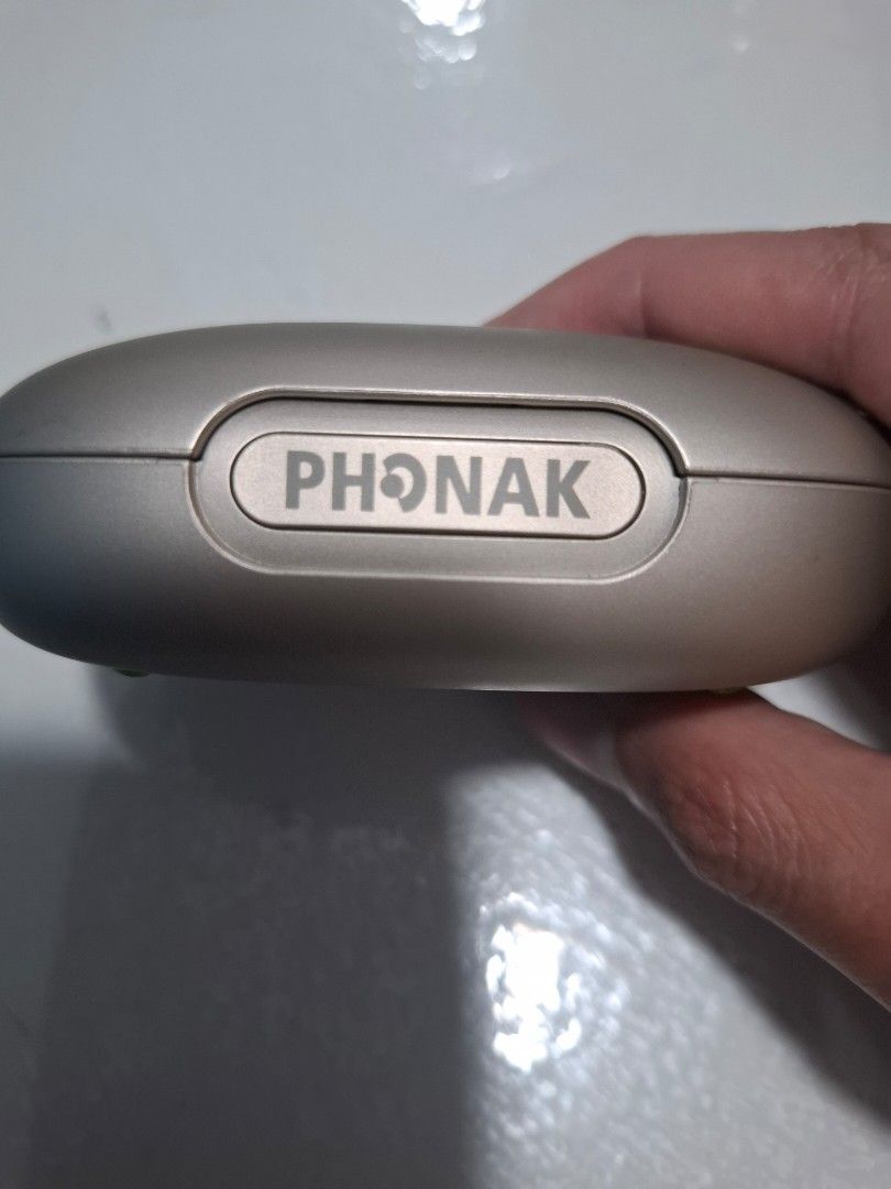 Phonak Hearing Aid Audeo L50-312 (Category: Everything Else Others) located in Quezon City. Submitted by ajc___ (Listing ID 1448509836, Image 1). Description: -with receipt -original price at 182,000 (see last picture) - Used for less than a year - cleaned c/o Manila Hearing Aid - negotiable - no issues .