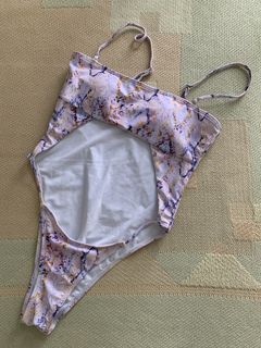 (Category: ) located in . Submitted by angelune (Listing ID 1448506265, Image 1). Description: .