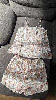 (Kategori: ) berada di . Dikirim oleh wear.sunday (ID iklan 1448524774, Gambar 1). Deskripsi: .