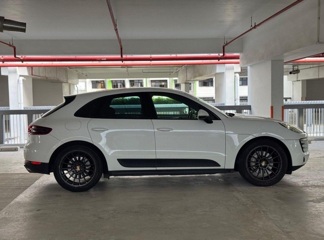 Porsche Macan S PDK 3.0 [2014 FL] (A) (Category: Used Cars) located in Singapore. Submitted by intergrity_mover88 (Listing ID 1448681129, Image 2). Description: Luxury SUV for sale 2014 Porsche Macan S 3.0 ⭐Very well maintained by us as it's our family 2nd car ⭐No repair needed, everything has been done up with receipt to proof as we are a car lovers with a fussy mind that once has problem we rectify immediately. ⭐Genuine mileage @150,000km ⭐Alwa