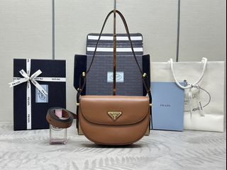 （分類：）位於 。 由 lovesports777 提交（商品編號 1448688478，圖片 1）。簡介： 。
