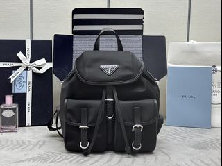 （分類：）位於 。 由 lovesports777 提交（商品編號 1448688371，圖片 1）。簡介： 。