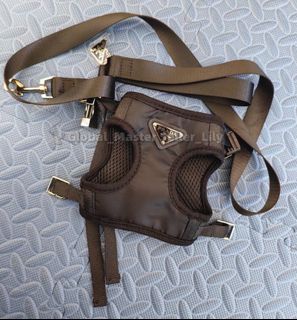 (Category: ) located in . Submitted by fashion.luxe (Listing ID 1448603127, Image 1). Description: .