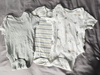 (Category: ) located in . Submitted by simplythriftfinds (Listing ID 1448560095, Image 1). Description: .