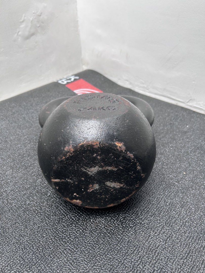 RISING 24KG Kettlebell (Category: Weights & Dumbbells) located in Quezon City. Submitted by My_Santos (Listing ID 1448497574, Image 3). Description: - RISING 24kg Kettlebell - Solid Cast Iron Construction - Ideal for Strength Training & Cardio Workouts - Minor scuffs and rust spots from normal use - Perfect for home gym setup RFS: Decluttering Buyer to shoulder sf.