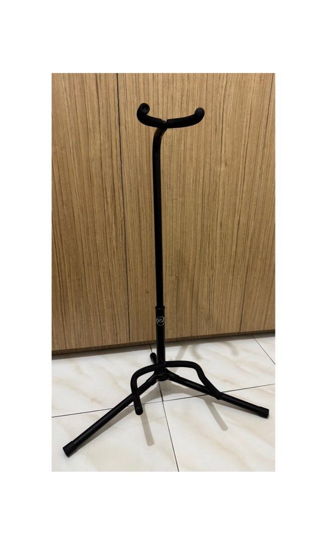 RJ Guitars - RJ Basics Black Guitar Stand (Category: Musical Instruments) located in Pasig City. Submitted by imzlorin (Listing ID 1448518471, Image 1). Description: ❕READ FIRST❕ RJ Guitars - RJ Basics Black Guitar Stand - Traditional Guitar Stand - Specifications: * Folding legs * Neck fork with safety strip * Heavy duty steel construction * Portable and easy to assemble * Non-slip rubber end caps - RJ Traditional stand is perfect for your acous