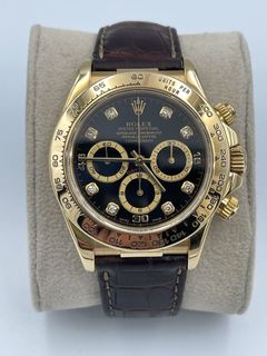 (Category: ) located in . Submitted by thebusyshopperluxury (Listing ID 1448651050, Image 1). Description: .