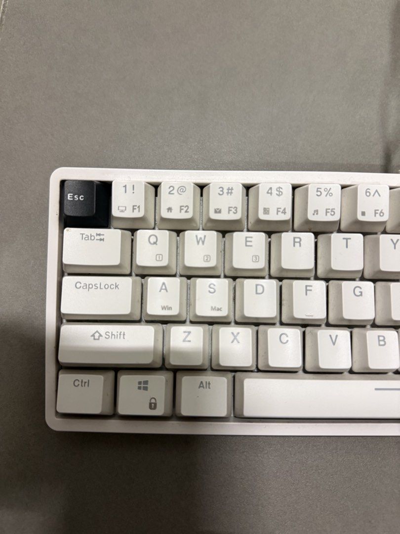 Royal Kludge G68 gaming mechanical keyboard504894970271508481