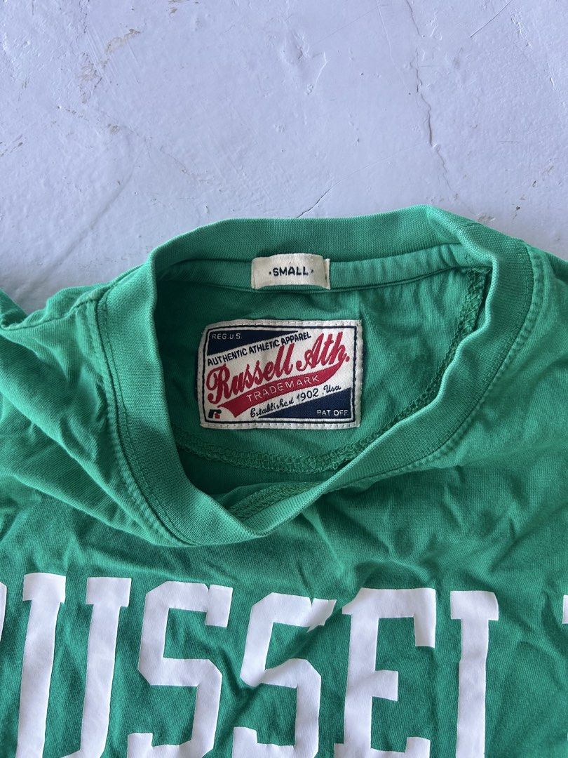 Russell Athletic Green T-shirt (Category: Tshirts & Polo Shirts ) located in Pinamalayan. Submitted by _dragonfly (Listing ID 1448489793, Image 2). Description: .