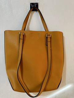 (Category: ) located in . Submitted by kawaii_deals (Listing ID 1448576947, Image 1). Description: .