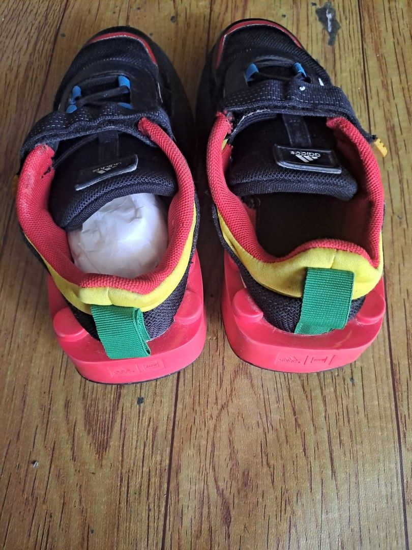 SEPATU ADIDAS X LEGO (Kategori: Orang Tua, Bayi & Anak - Lainnya) berada di Sukabumi. Dikirim oleh syafandra (ID iklan 1448496119, Gambar 3). Deskripsi: kondisi ada minus seperti di foto.
